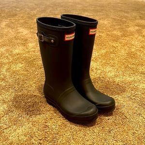 Hunter - Original Big Kids Rain Boots in Navy - Size 4 US